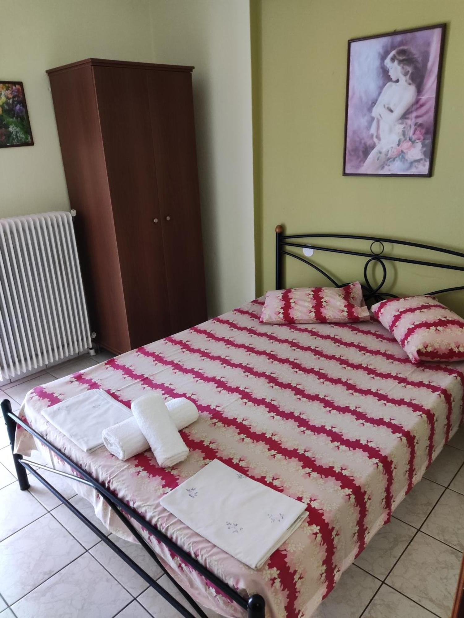 Villa Elli Olympiakí Aktí Exteriör bild